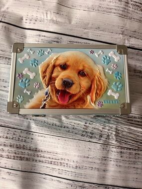 Vaultz Puppy Print Travel Case in Cream and Light Blue